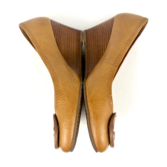 Tory Burch Sally Tumbled Leather Wedge Pump Royal Tan Brown Size 7.5 - Picture 5 of 13